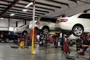 AUTOMECHANIC GARAGE