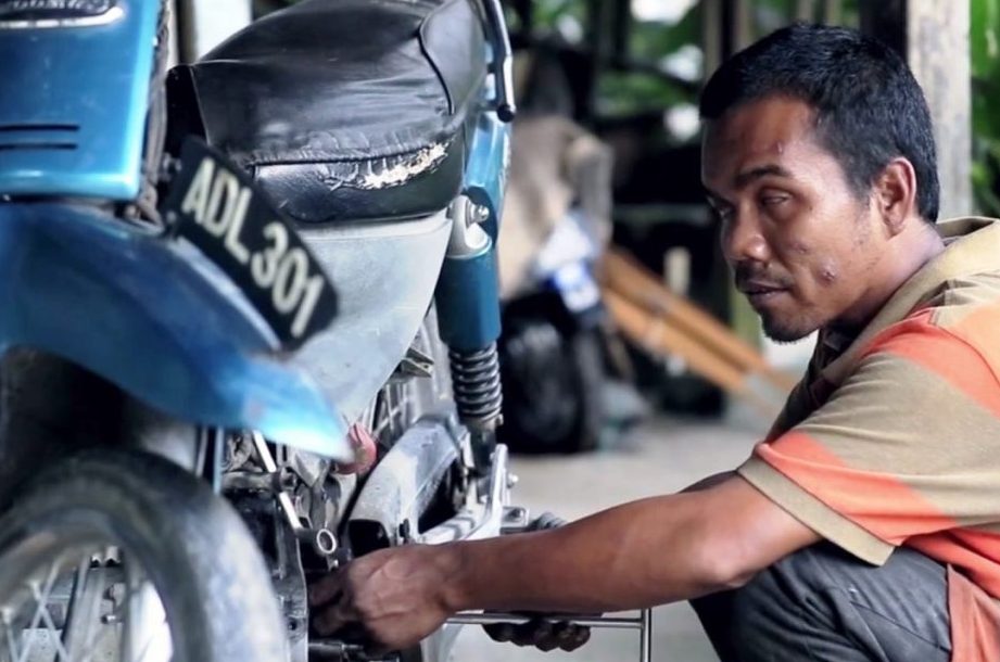 bengkel motosikal azhar