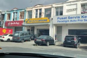 Din Autogarage Bengkel Kereta