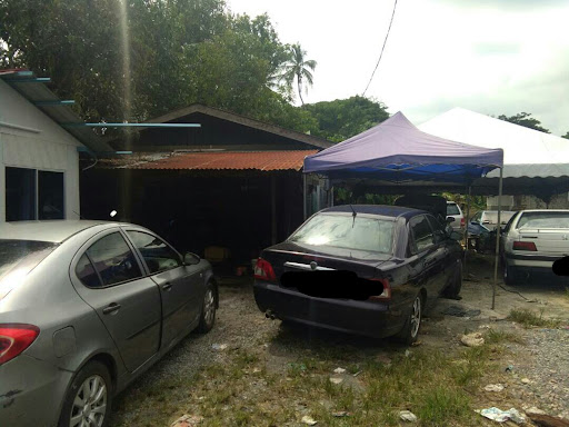 Fazreen Auto Services & Insurance