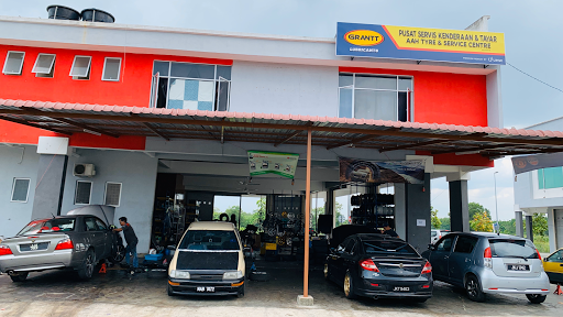 AAH TYRE & SERVICE CENTRE