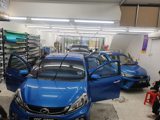 77 Car Windows Film And Accessories