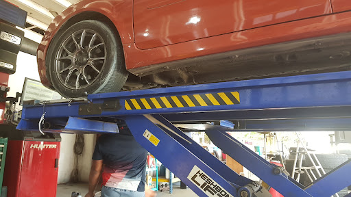 Perkhidmatan Tayar Dynason Sdn Bhd