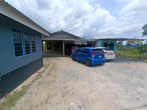 AZRI AUTO GARAGE (Bengkel Kereta)