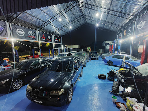 Zack Bimmer Garage