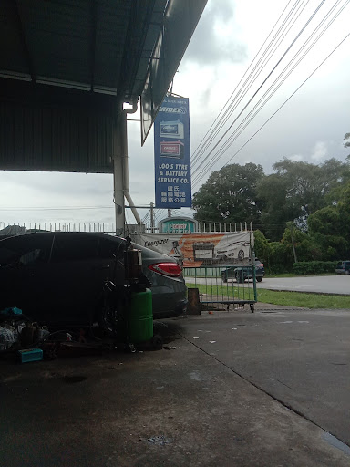 loo auto & tyre
