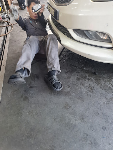 Kah Hwa Auto Services