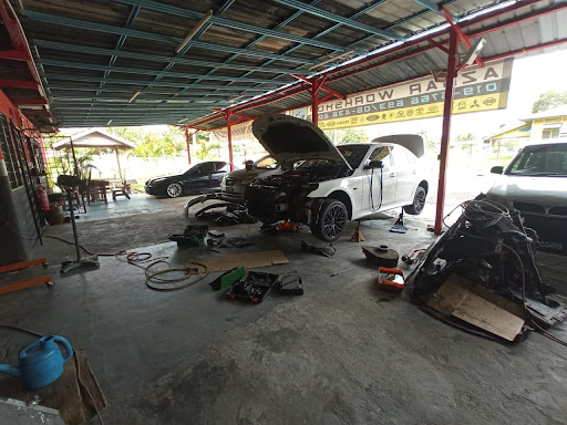 Bengkel Kereta Azhar Workshop