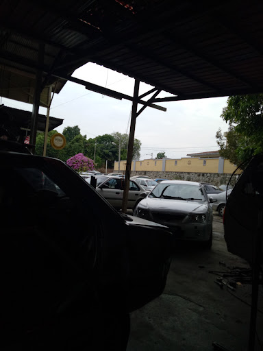 Wee Brothers Mudguards Repairers