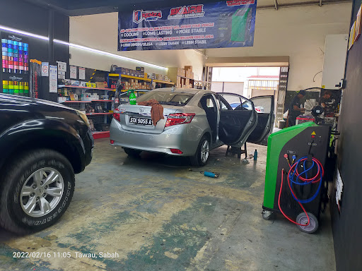 Ultra Vrada Garage