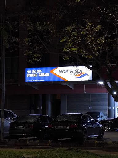 Strand Garage