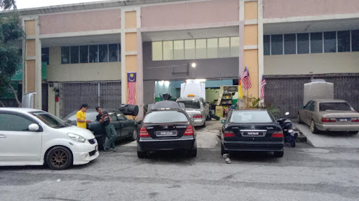 Bengkel Kereta AMG Auto Garage Bengkel Kereta AMG Auto Garage