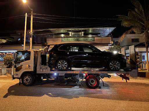 towing segamat UR AMAT AUTO SPRAY & SERVICES