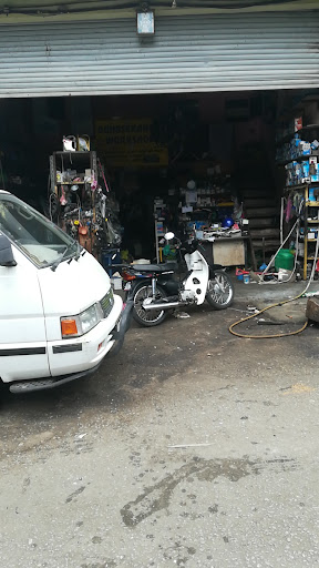 Guna Workshop Bengkel Kereta