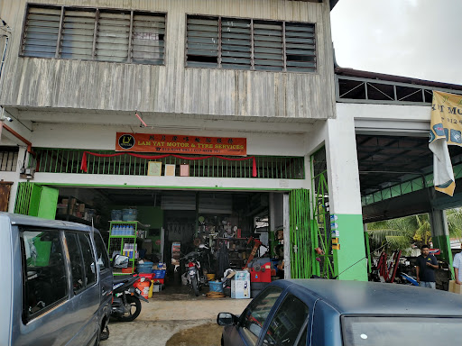 LAM YAT motor services LAM YAT motor services