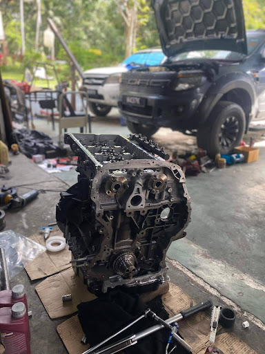 BENGKEL AUTOMOTIF DAN SERVICE AIRCOND KERETA BENGKEL AUTOMOTIF DAN SERVICE AIRCOND KERETA