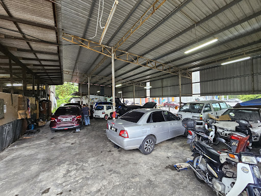 Bengkel Membaiki Kereta AzizahAzir Bengkel Membaiki Kereta AzizahAzir