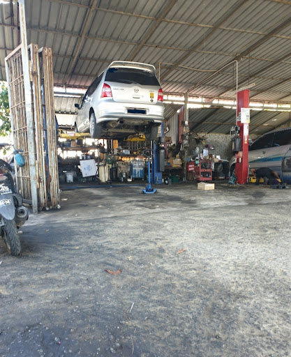 Azizi Auto Workshop