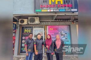 KEDAI KIDIK BAIKI TELEFON 4 KEDAI KIDIK BAIKI TELEFON