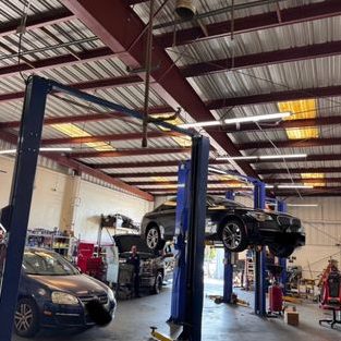 kth auto car repair workshop