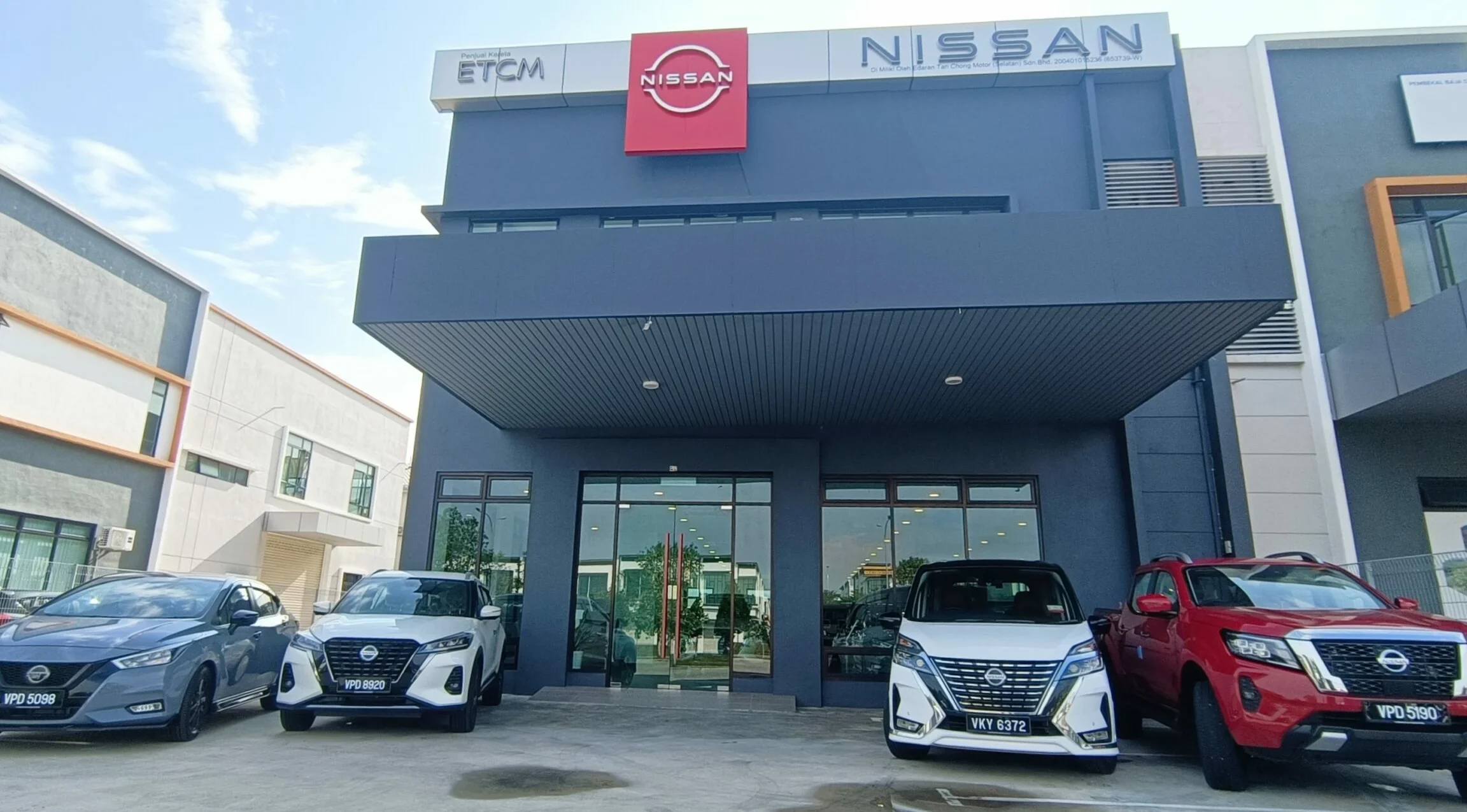 nissan service centre kluang