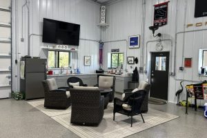 CHEQ MAN AUTO GARAGE