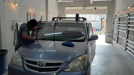 hott tinted parit buntar